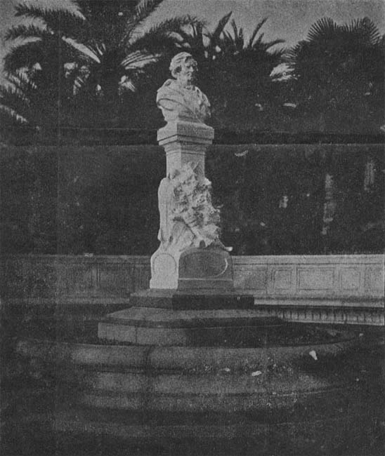 Berlioz monument