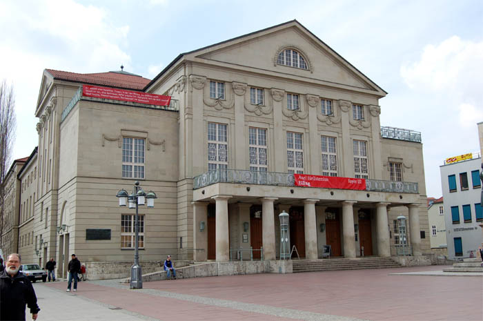 Weimar theatre