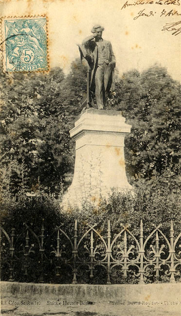 Berlioz statue