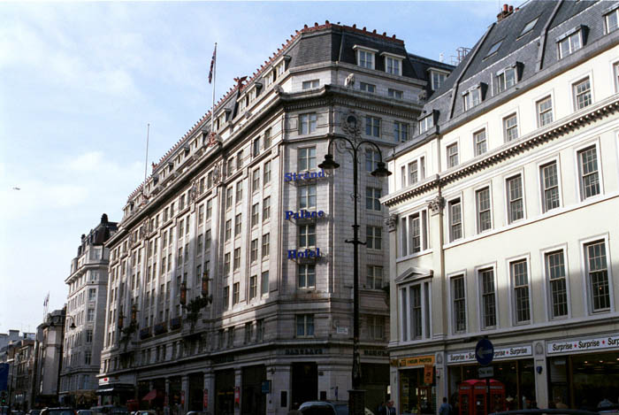 Strand Palace Hotel