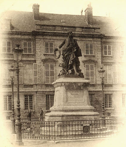 Statue of Lesueur